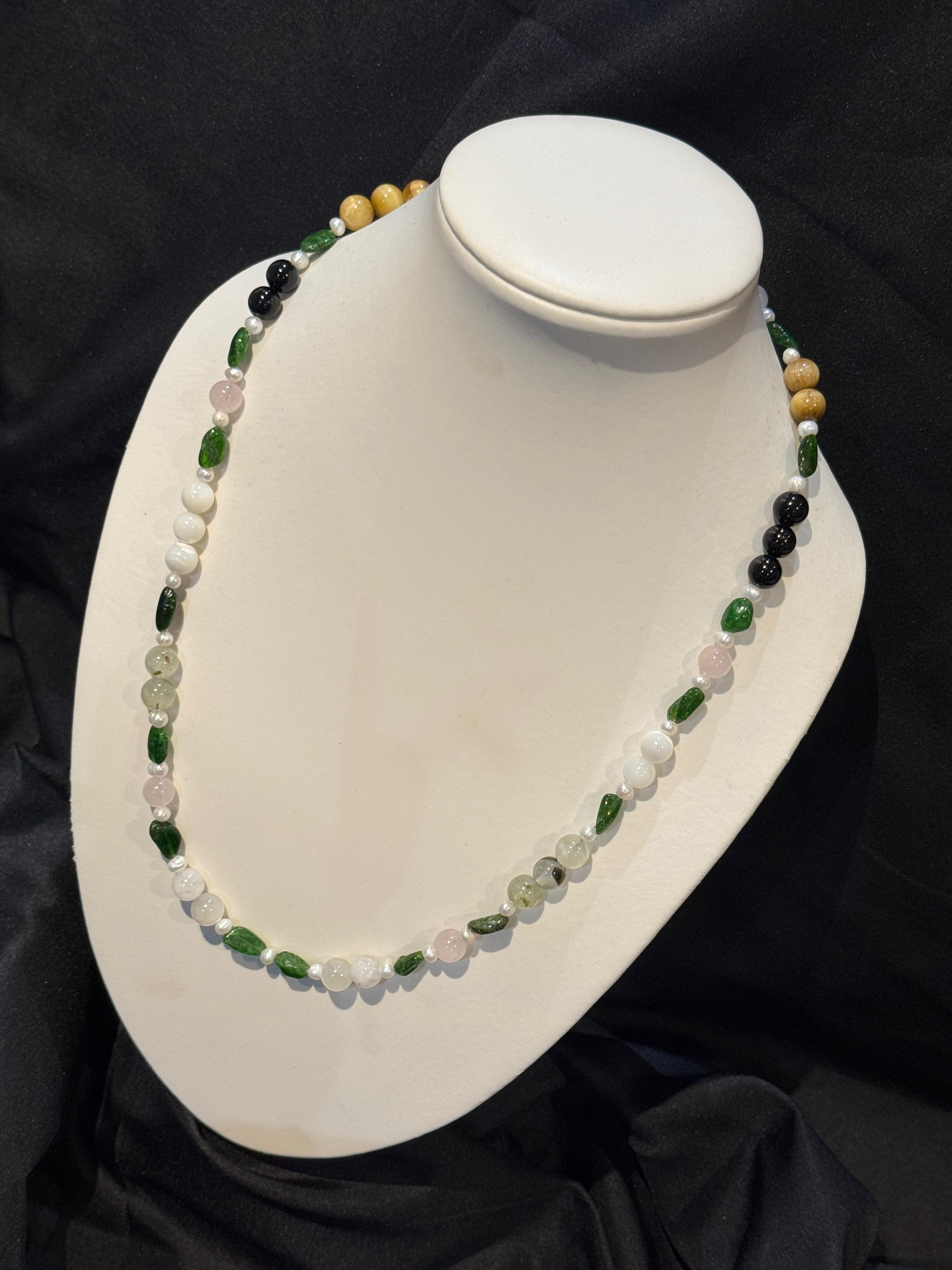 Collier Bouquet – ÂME SANS CIBLE (Édition Limitée)