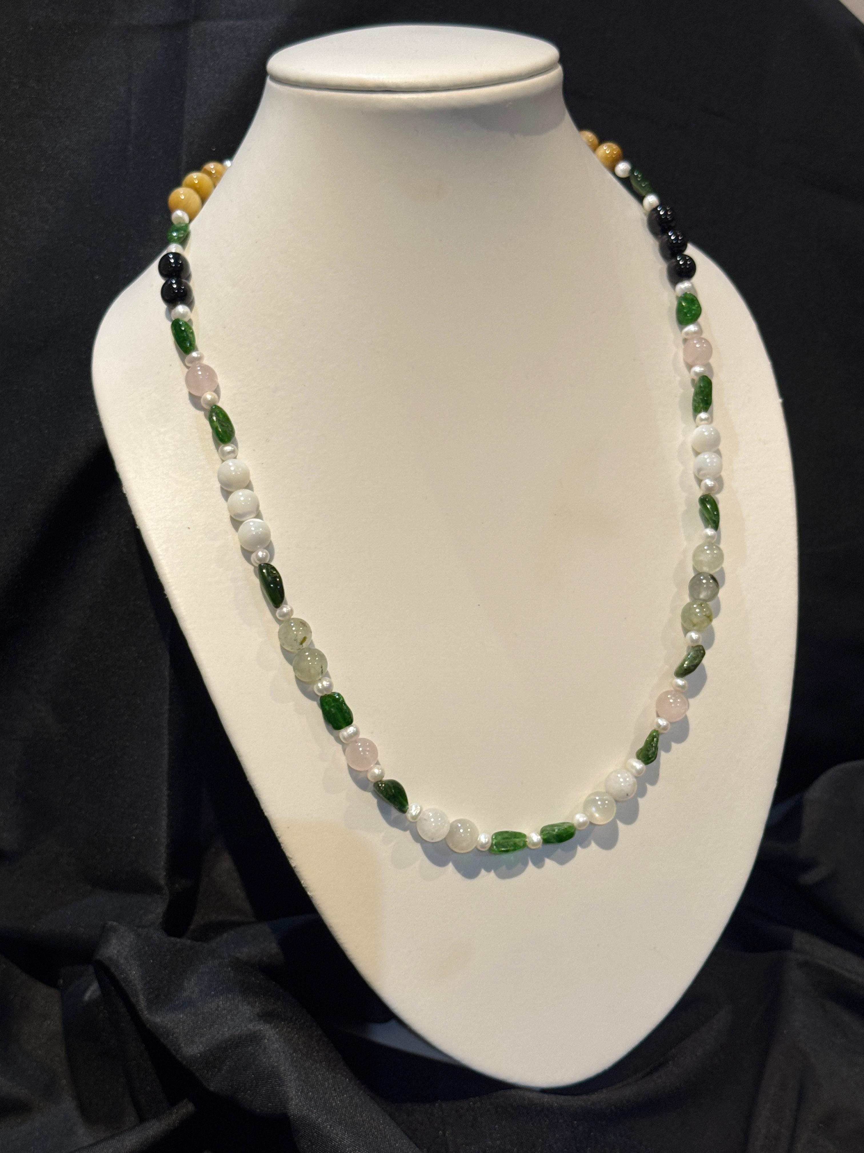 Collier Bouquet – ÂME SANS CIBLE (Édition Limitée)