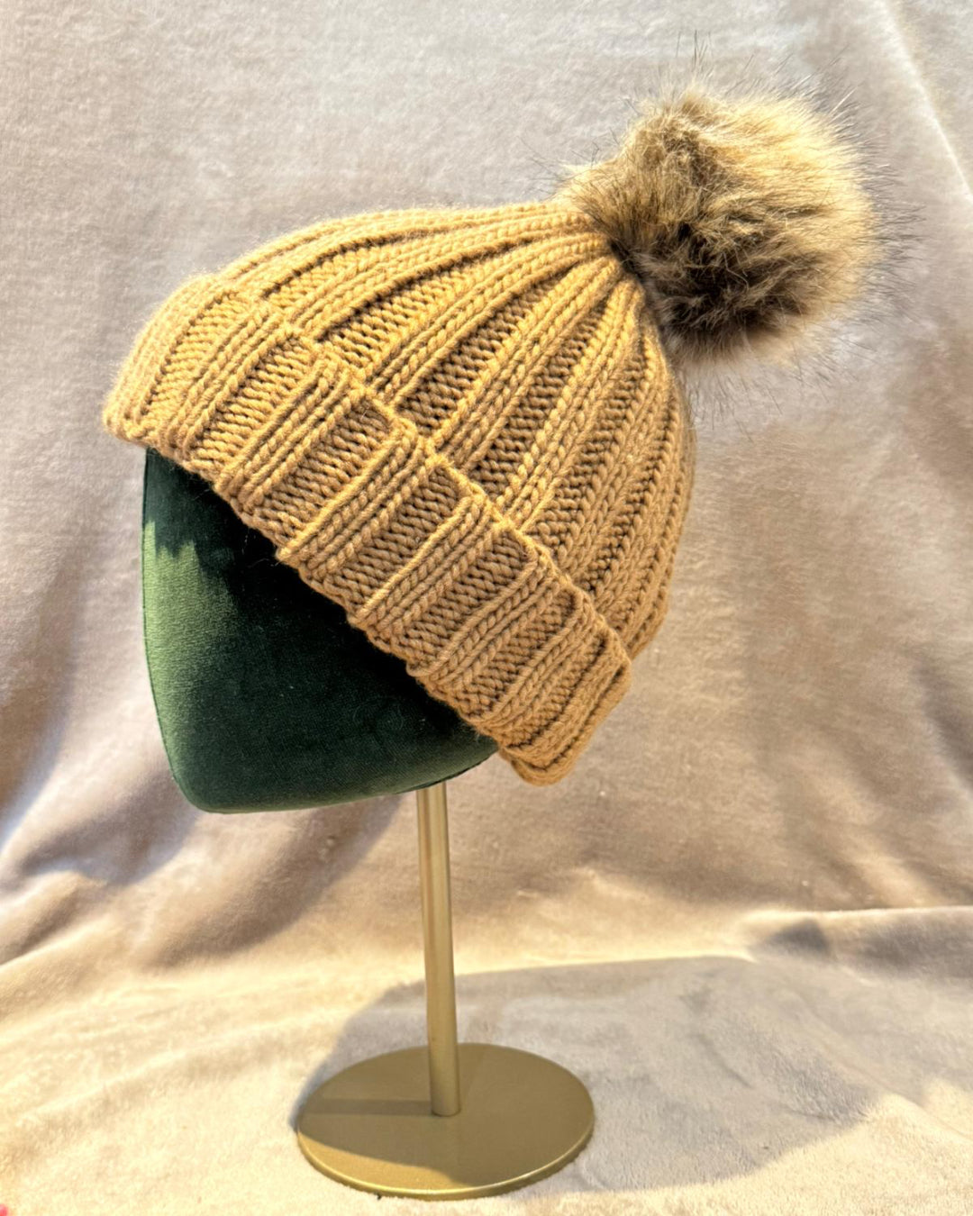 Bonnet Winter Edition Beige Premium (Pompon Fourrure)