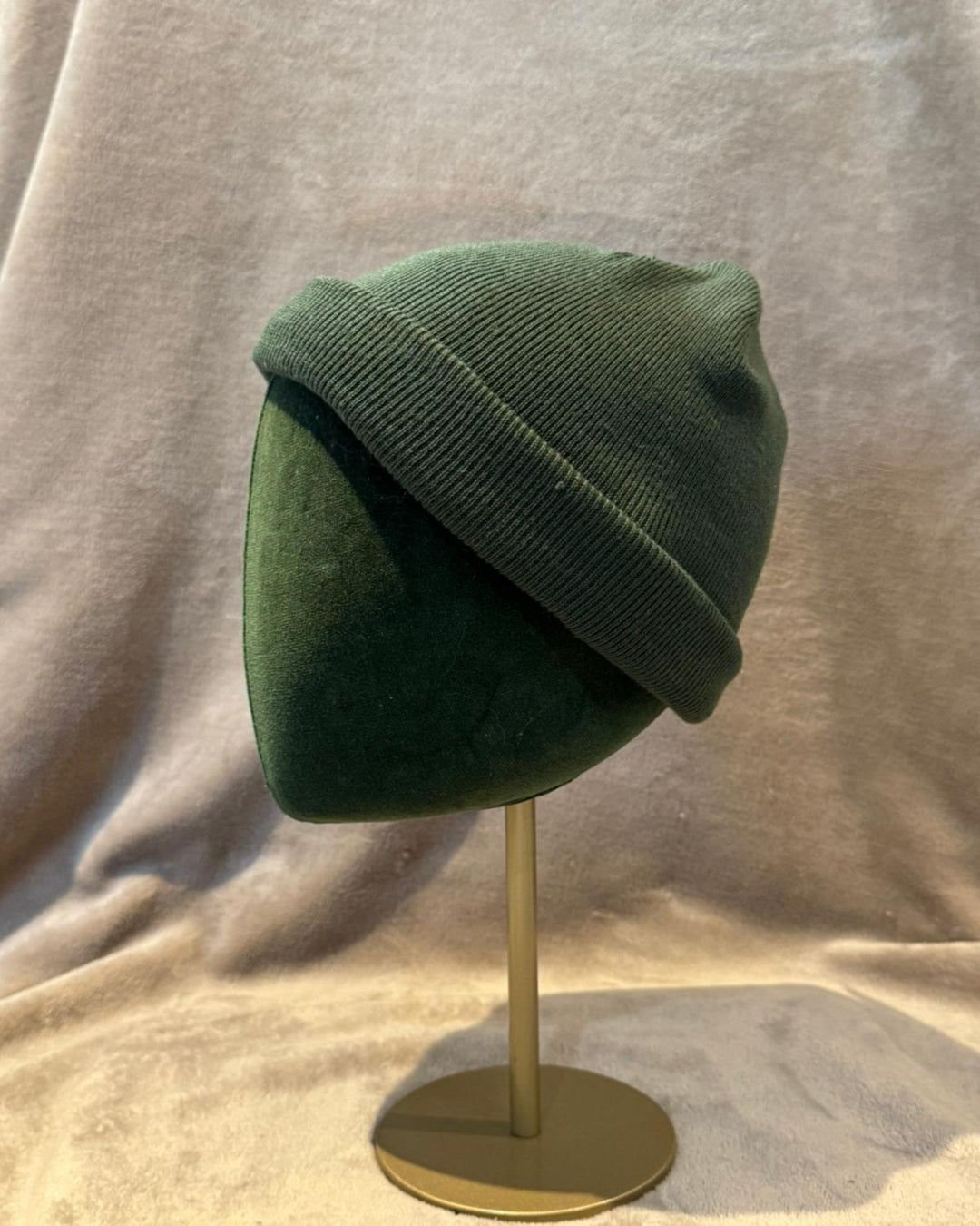 Beanie Essentials Vert Sapin (Lisse)